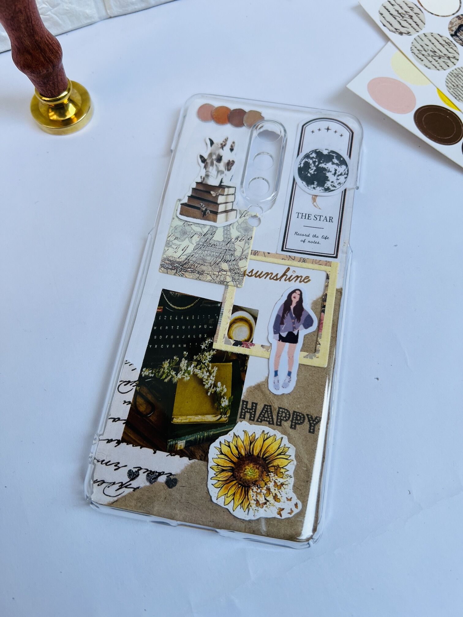 Phone cover design handmade | Custom phone cover | trending mobile cover | unique mobile cover | Aesthetic Phone cover | handmade mobile cover - Image 3