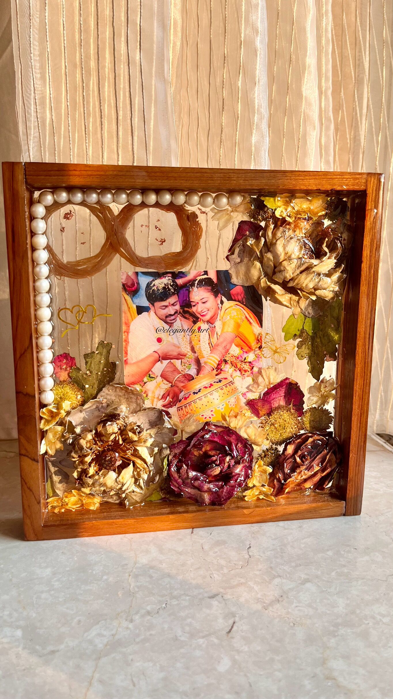 Teakwood resin preservation | wedding gifts| wedding photo preservation | Flower preservation| varmala preservation