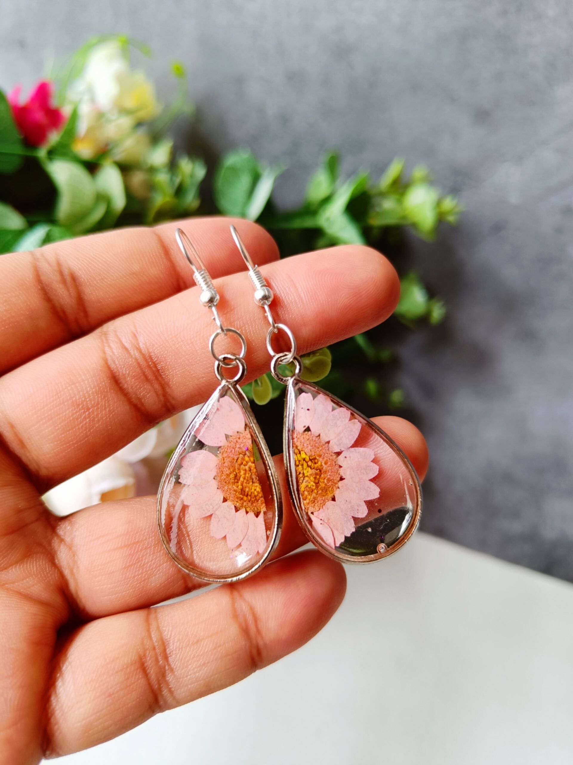 Resin Earrings| Floral Earrings | Resin Flower Earrings